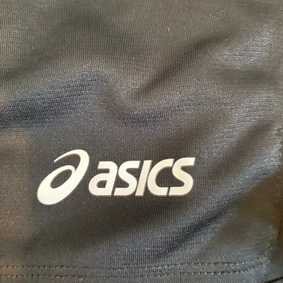 ASICS Athletic Shorts - Picture 2 of 4
